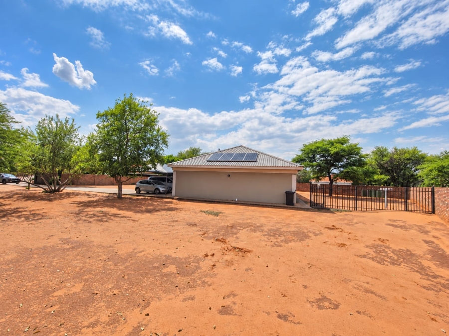 4 Bedroom Property for Sale in Kathu Northern Cape